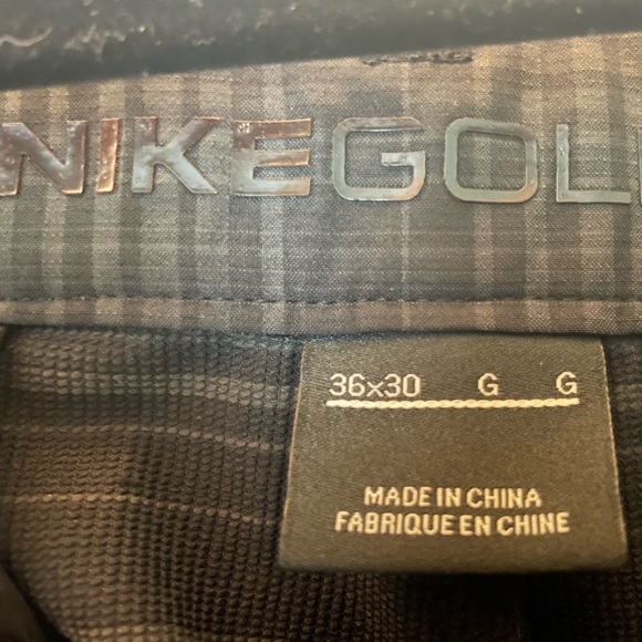 Men’s Nike golf pant - Picture 2 of 2